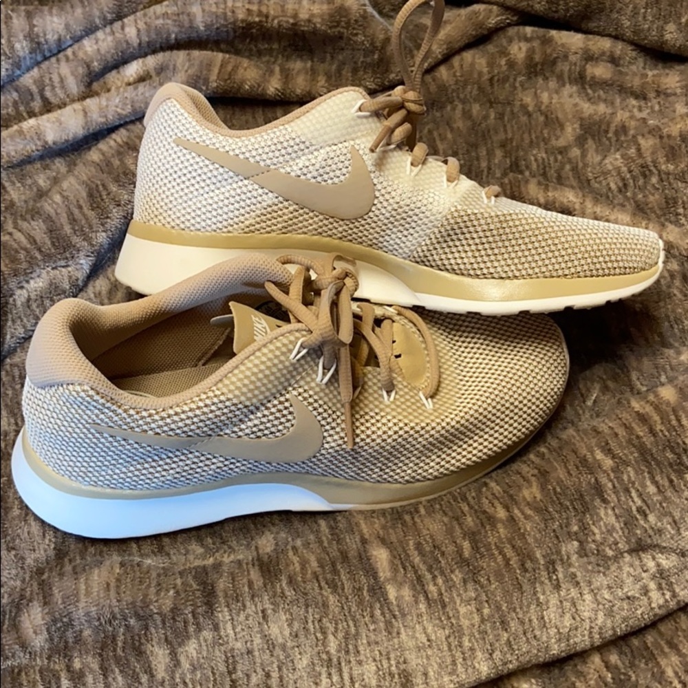 NWOT Nike Sneakers-Beige